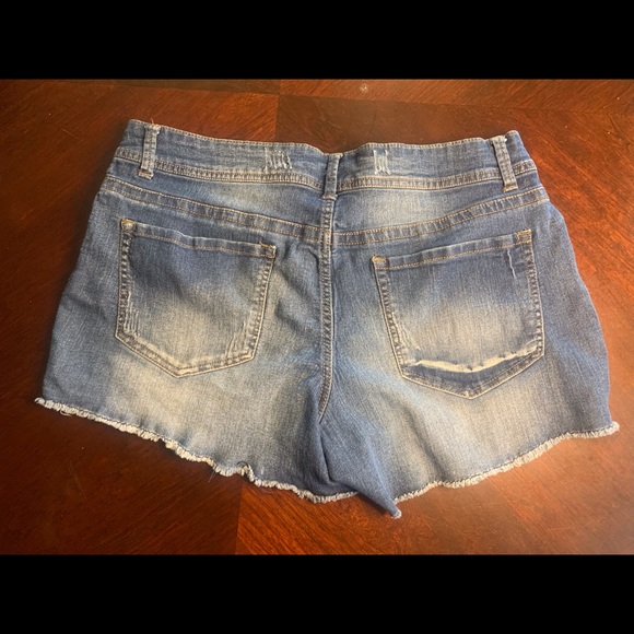 Denim Faded Glory cut-off shorts - Picture 1 of 2